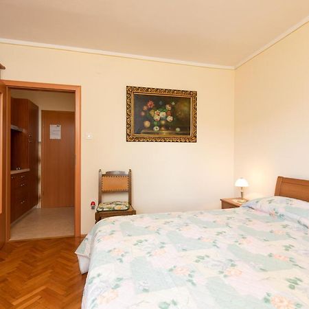Apartments Spanjic Krk Town Exterior photo